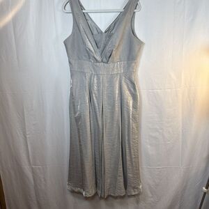 Midnight Velvet Silver Sleeveless MIDI Dress Preowned Size 12